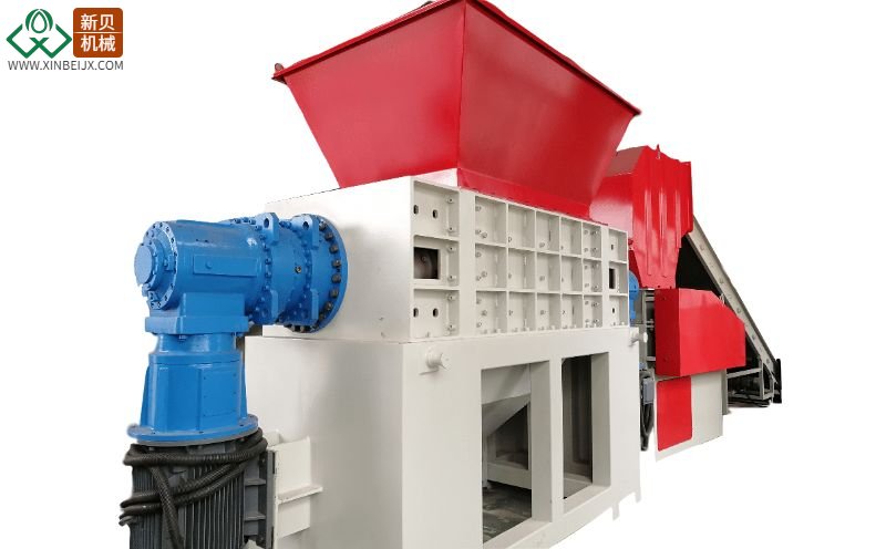 廢舊汽車(chē)破碎機(jī)