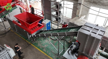 廢舊輪胎撕碎破碎